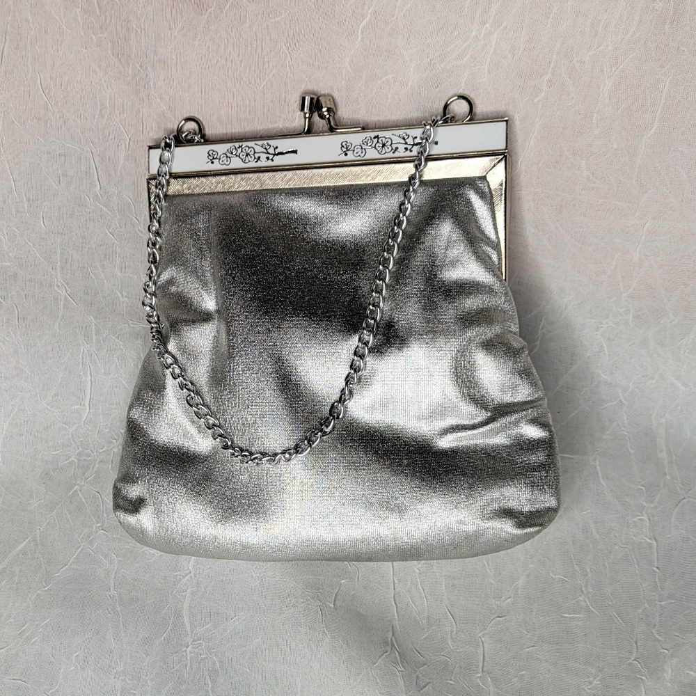 Vintage Silver Clutch Purse With Kiss Clasp